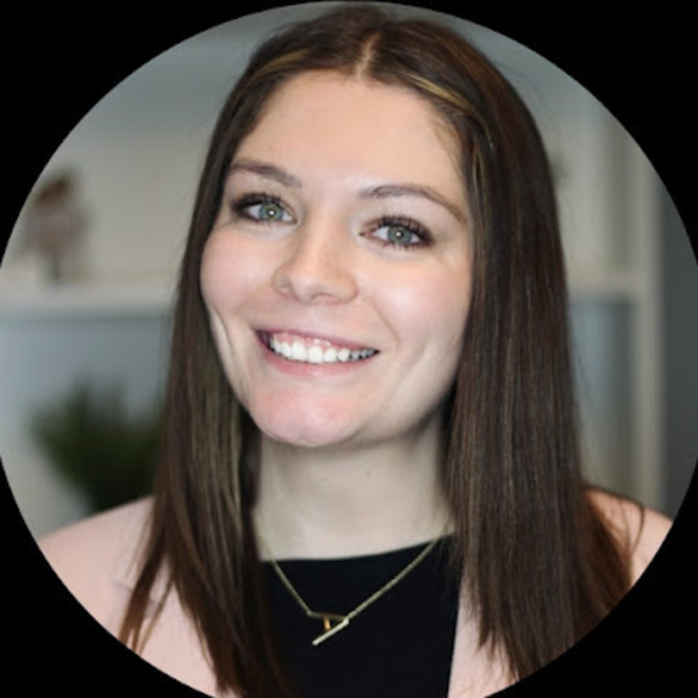 Meet your Posher, Alexandra